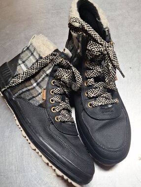 Keds Women’s Black Plaid Lined Lace-Up Boots